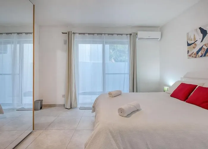 New Spacious 1br In Malta By Sf Homes Daire