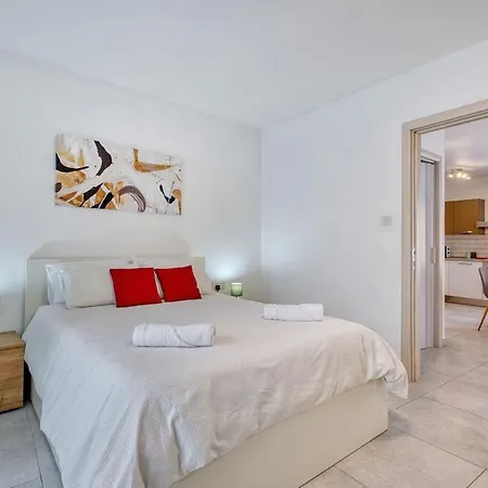 Appartamento New Spacious 1br In Malta By Sf Homes *