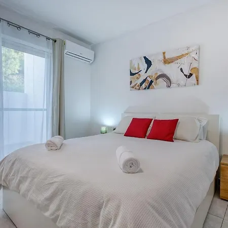 Apartament New Spacious 1br In Malta By Sf Homes Birkirkara