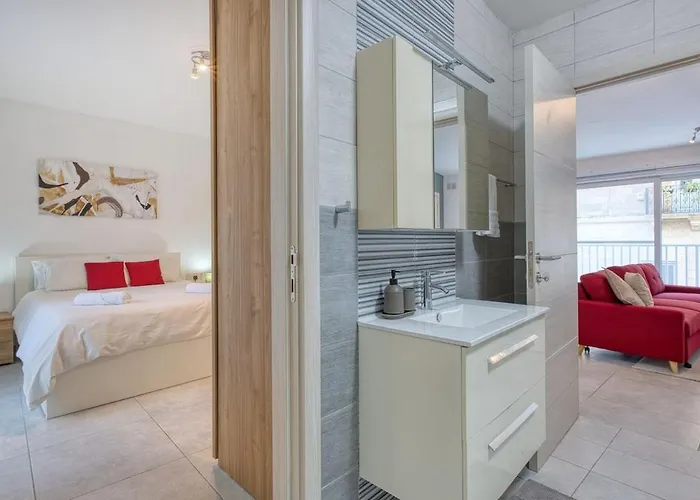 Lejlighed New Spacious 1br In Malta By Sf Homes